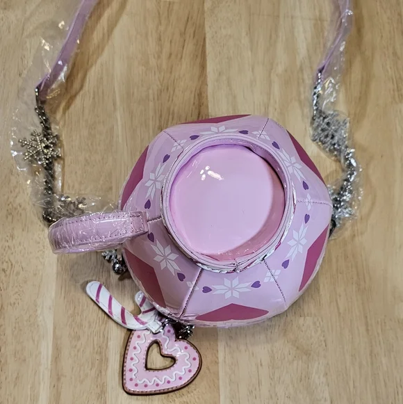 New✨️Heart Teacup Hot Cocoa Purse - Picture 8 of 12